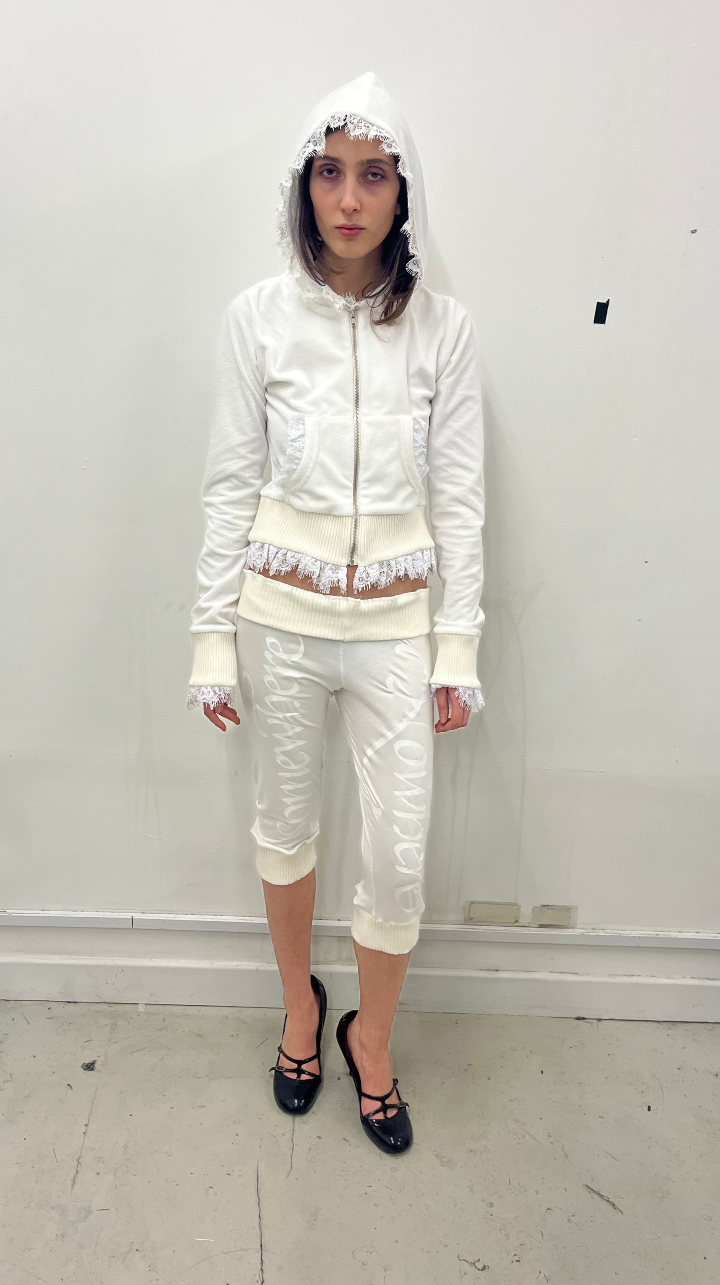 Nowhere zip up hoodie White