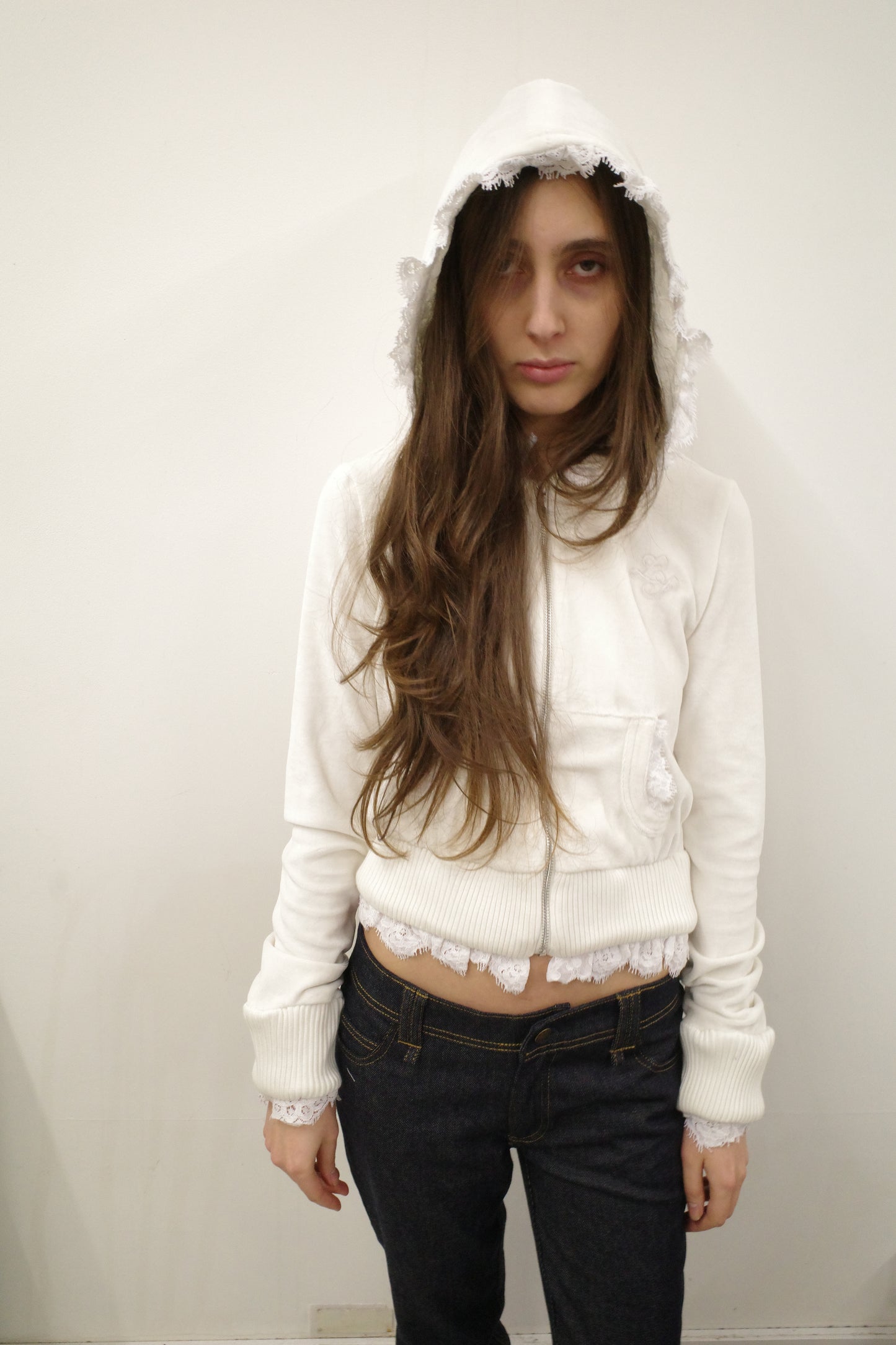 Nowhere zip up hoodie White