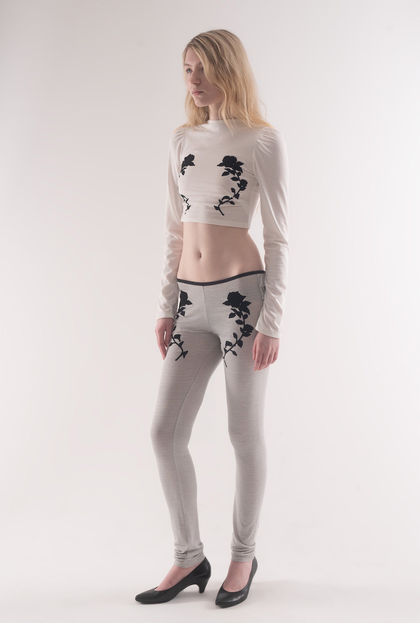Magnolia frilled leggings - grey and white